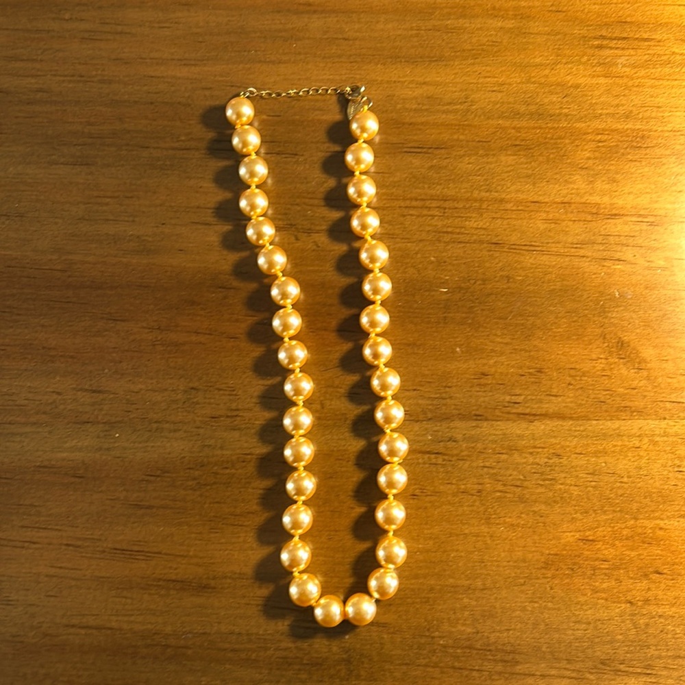 18” yellow gold beaded necklace
